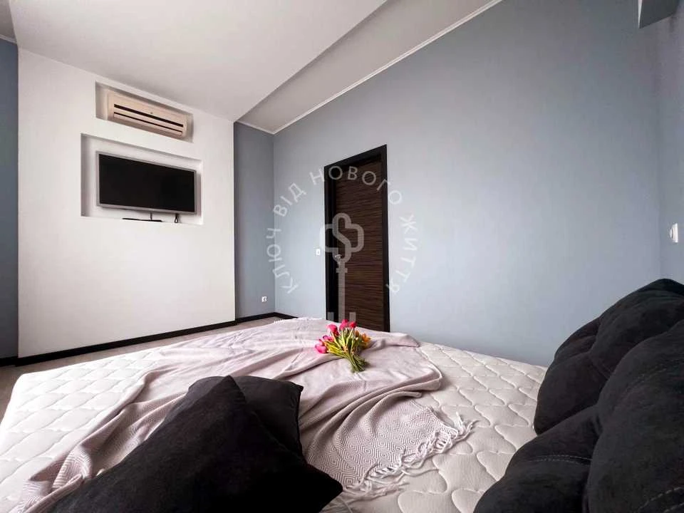 Apartment. Ghnata Hotkevych st, Kyiv