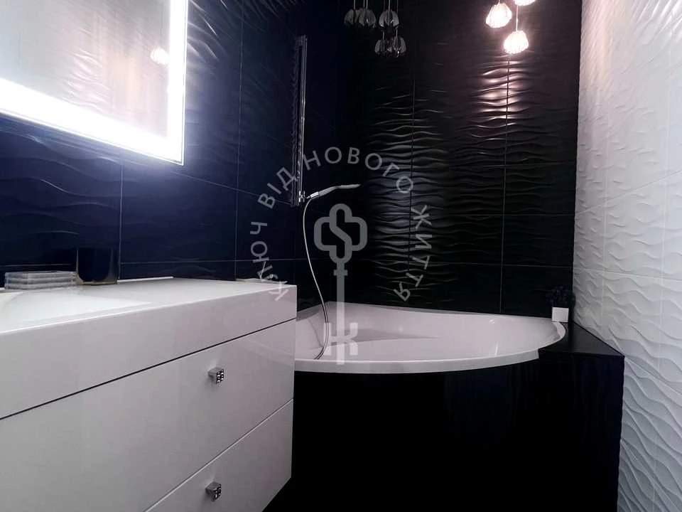 Apartment. Ghnata Hotkevych st, Kyiv