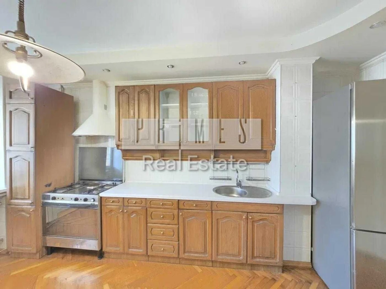 Sale of a 3-room apartment in the historic center of Kyiv