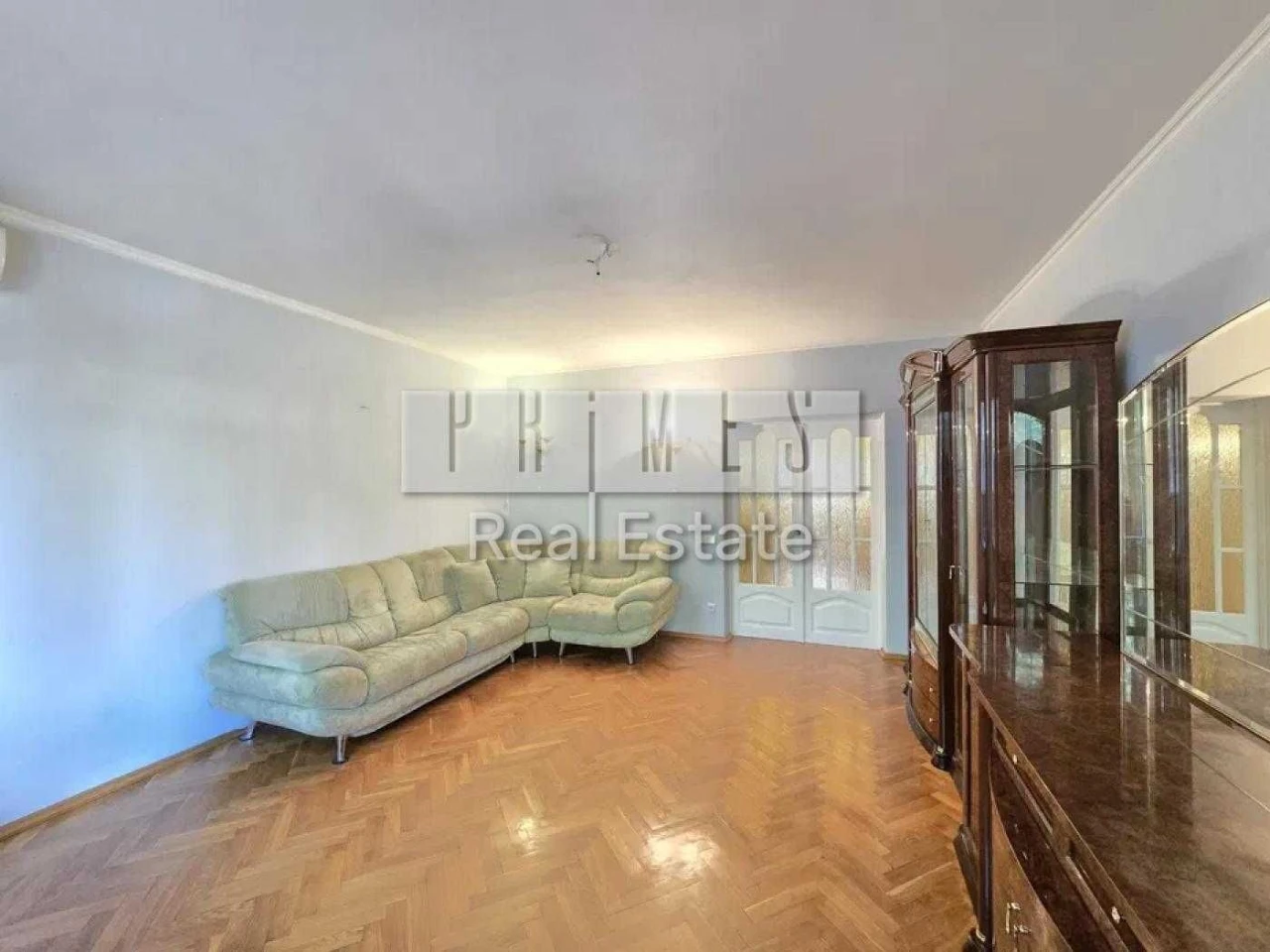 Sale of a 3-room apartment in the historic center of Kyiv
