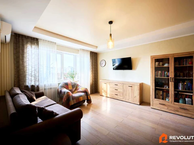 Apartment. Student Street, Kyiv