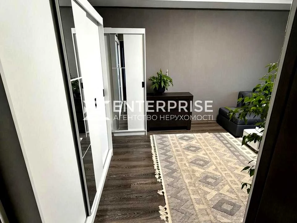 Apartment. Panas Myrne st., Kyiv