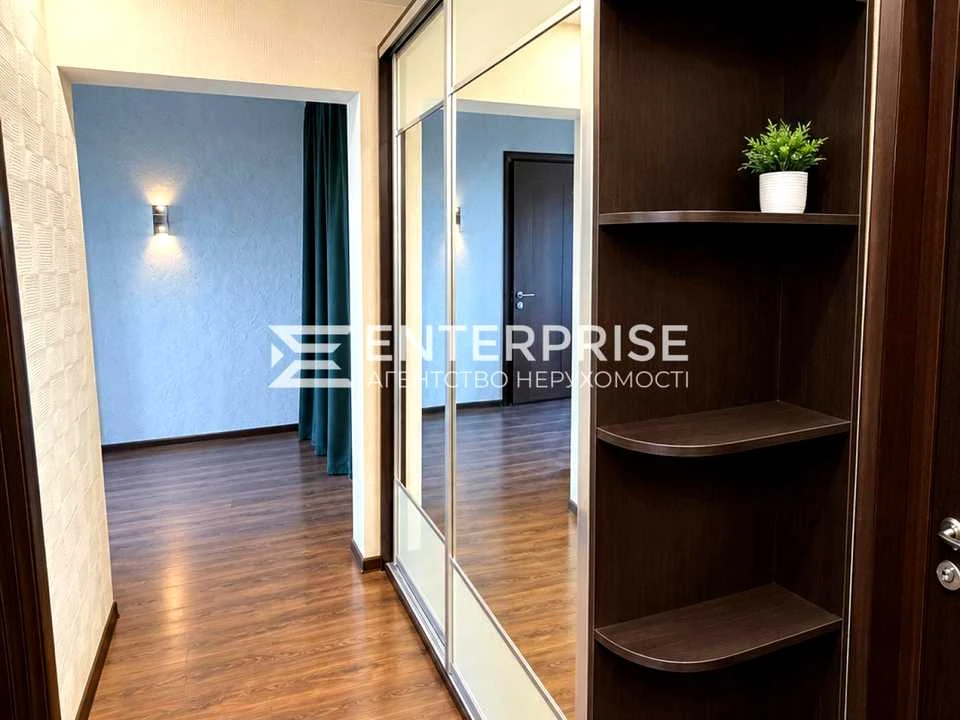 Apartment. Panas Myrne st., Kyiv