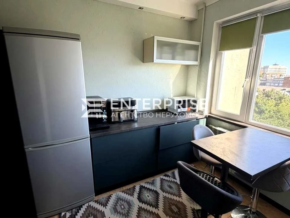 Apartment. Panas Myrne st., Kyiv