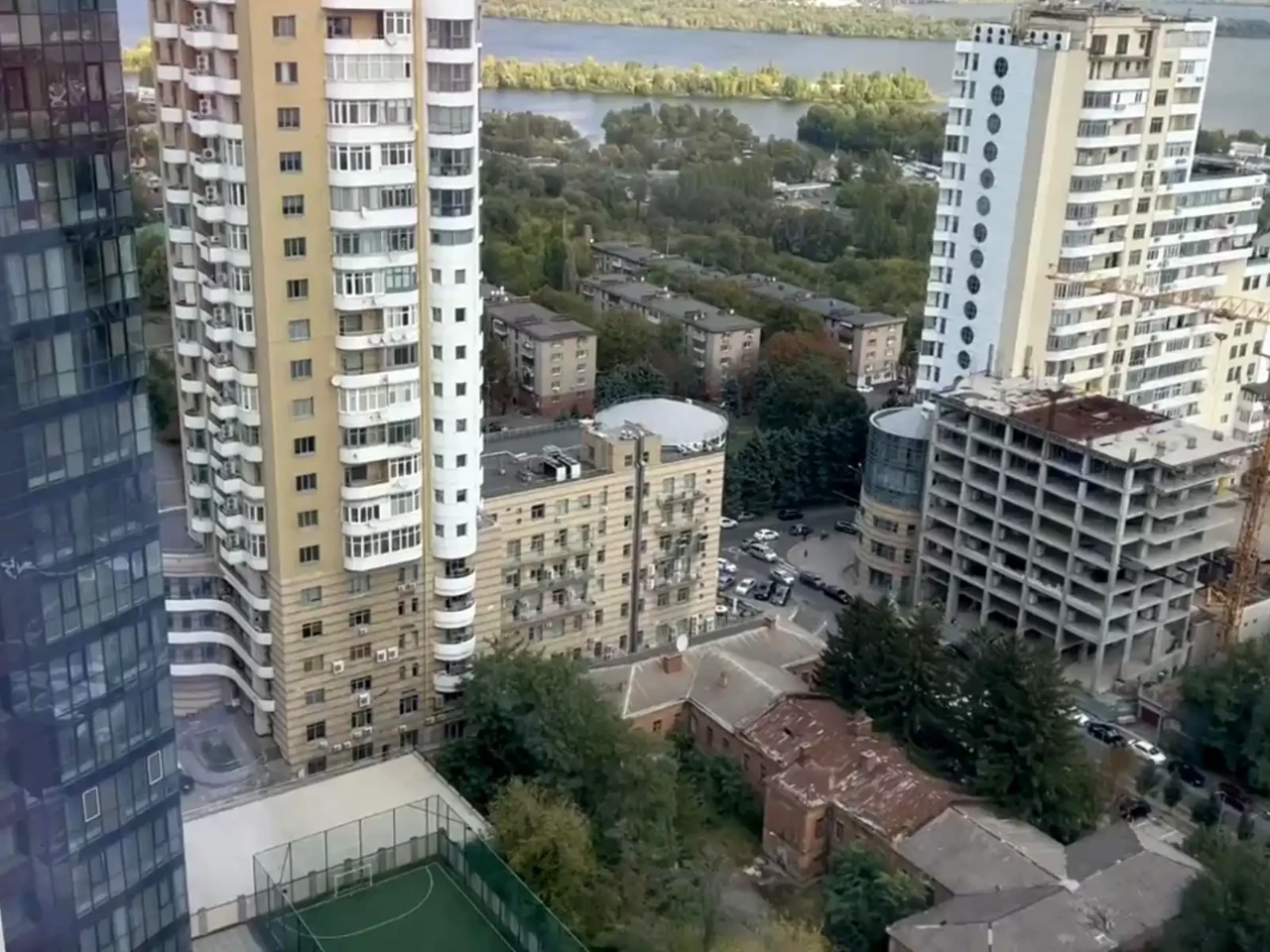 Apartment for sale, 3 rooms, 120 sq m, 22nd floor.