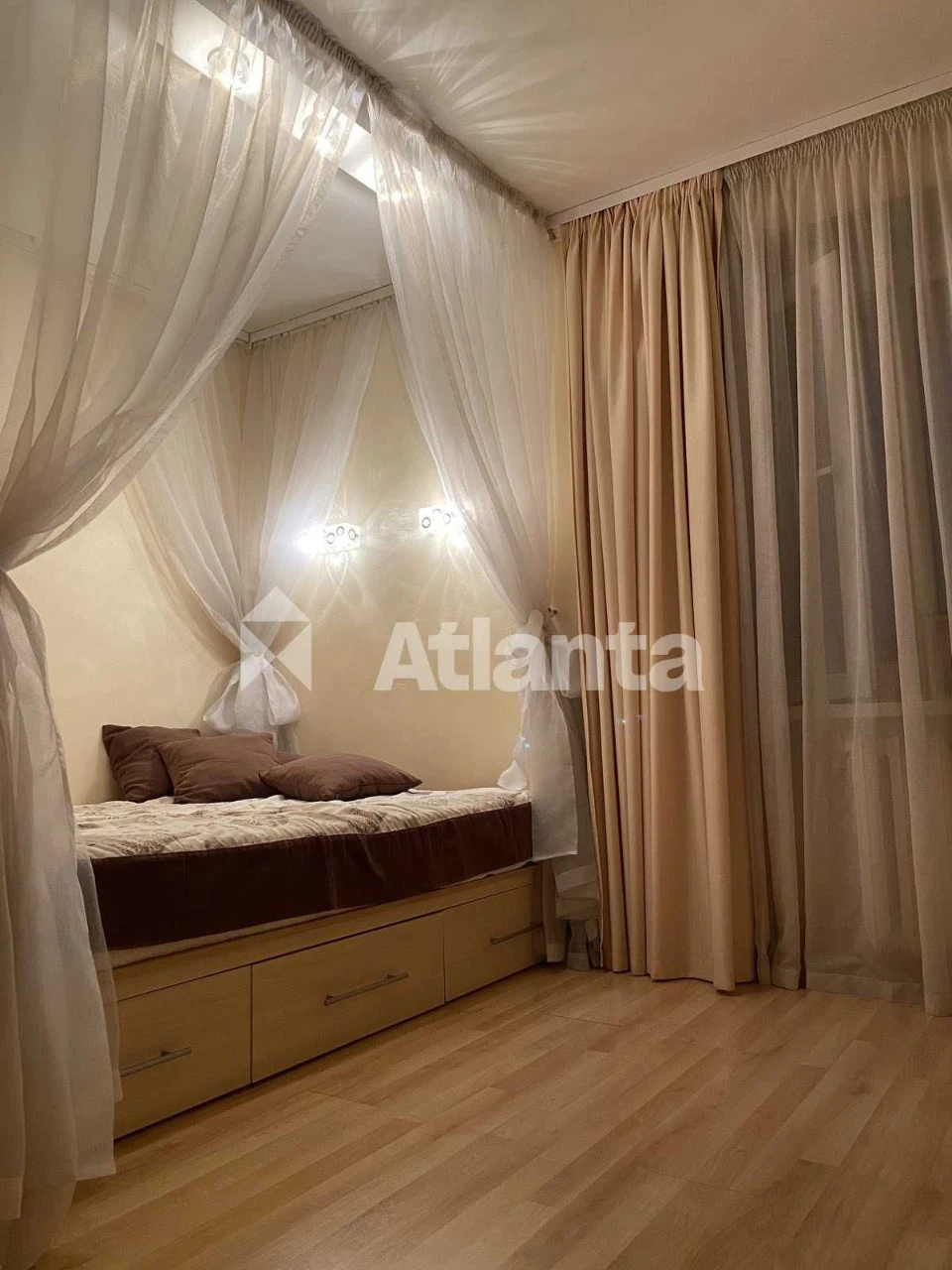 3 bedroom apartment with modern renovation on вул. Semyna Paliya