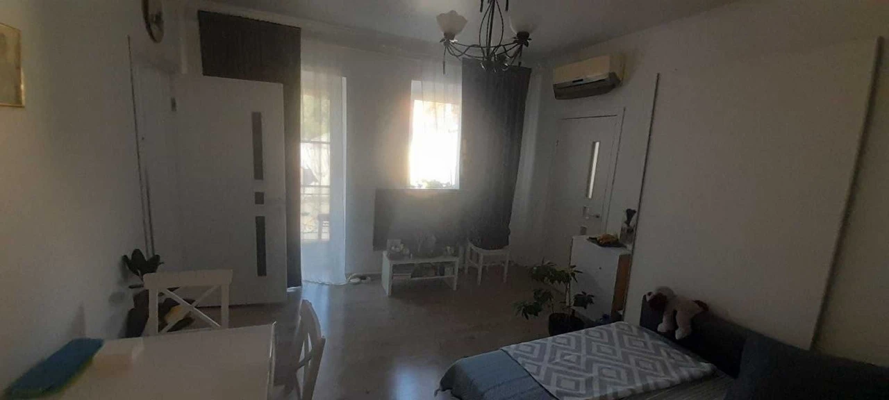 For sale 2-bedroom apartment on South Street / Kolontayskaya Street