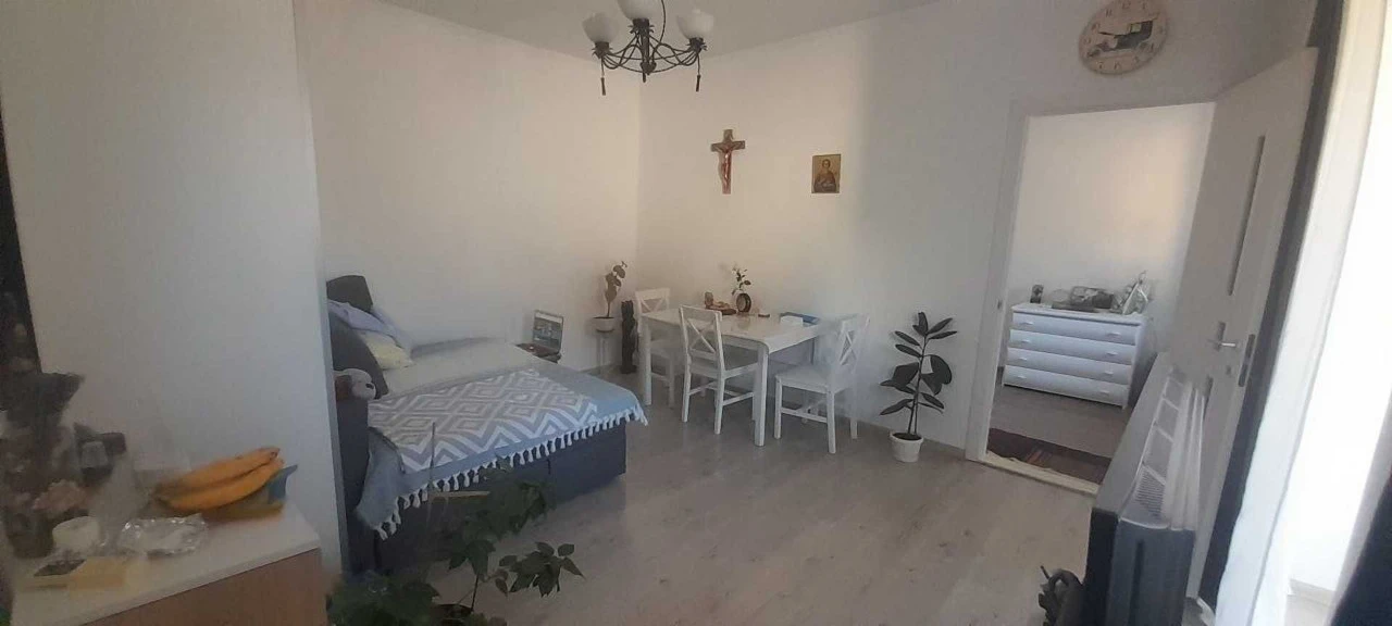 For sale 2-bedroom apartment on South Street / Kolontayskaya Street