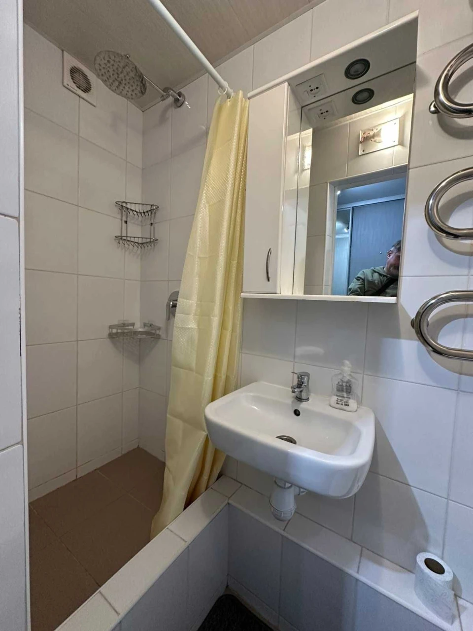 вул. Іллєнка Юрія (Мельникова) бут.85, метро Дорогожичі