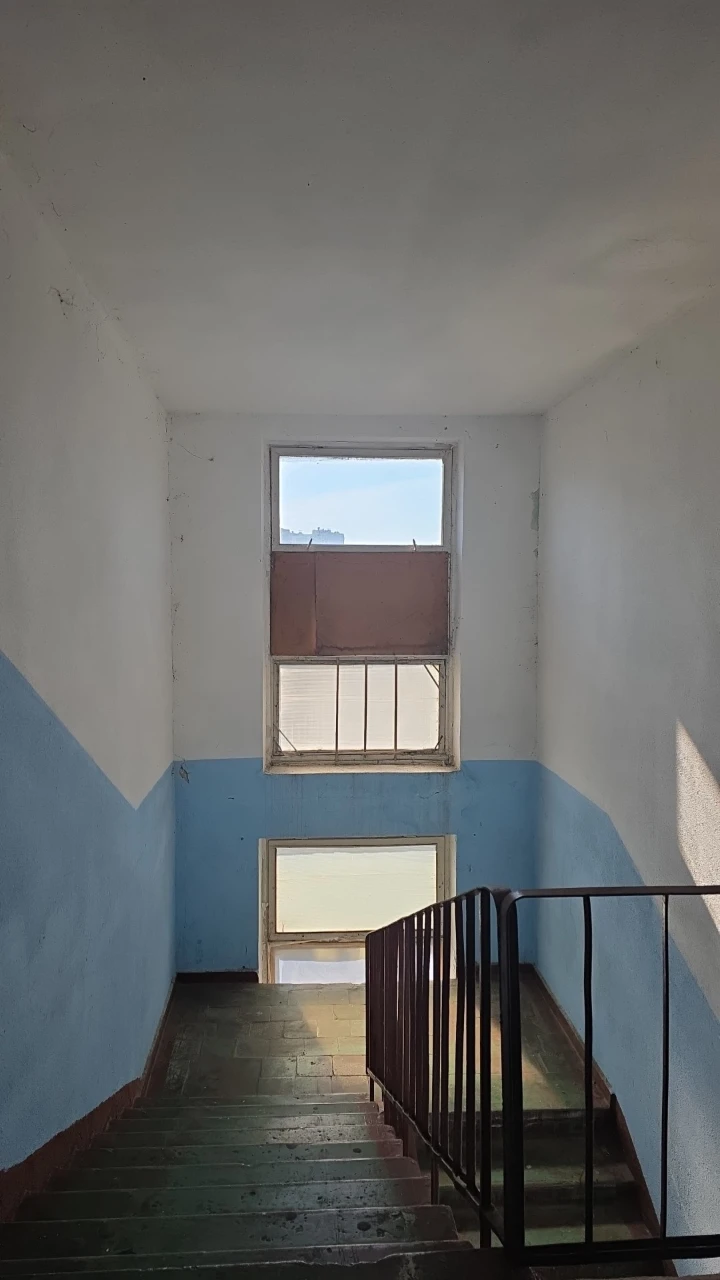Selling one-room apartment (guest room) with its own bathroom