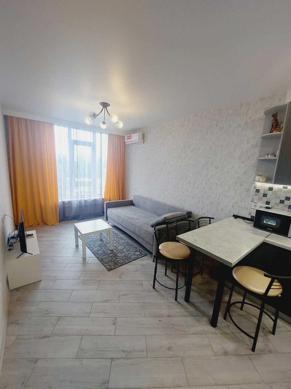 Продам СУПЕР 1 комн.квартиру по пр-ту Любомира Гузара 11, ЖК