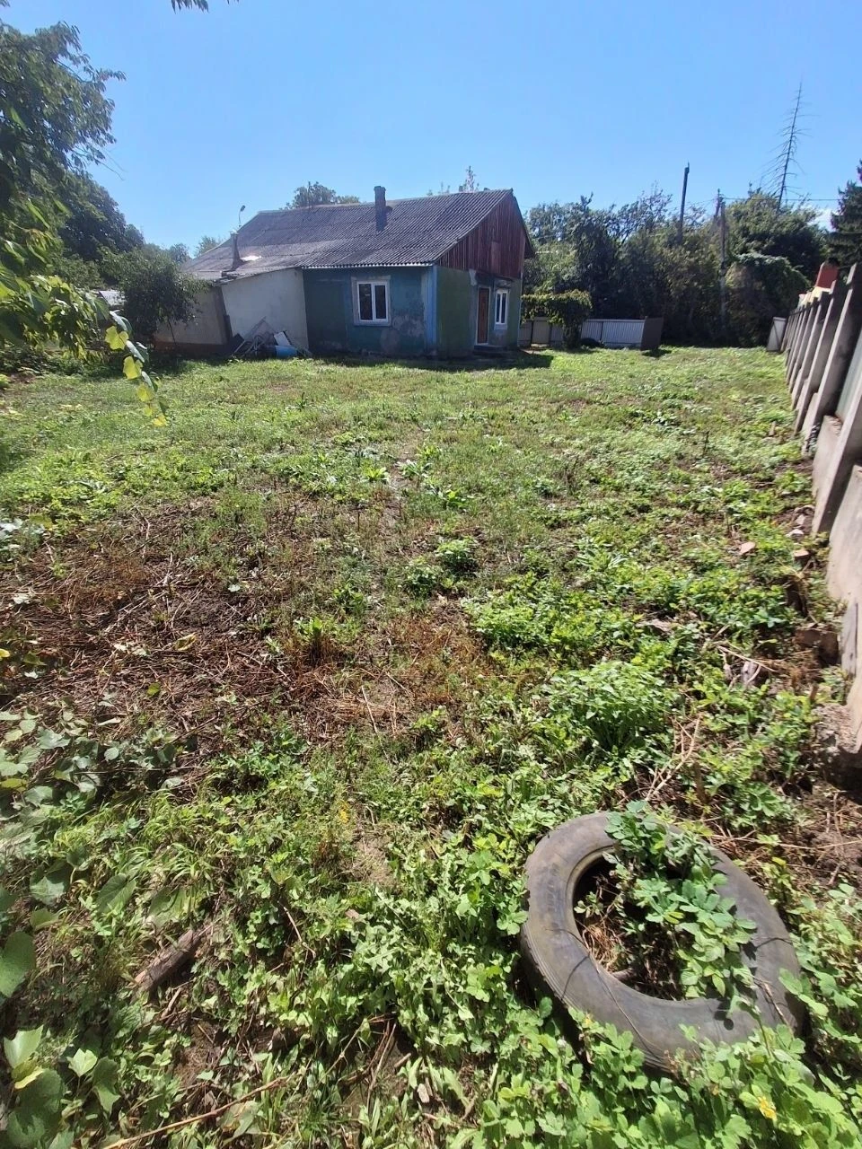 Land plot in the city of Chernivtsi, Karameluka street