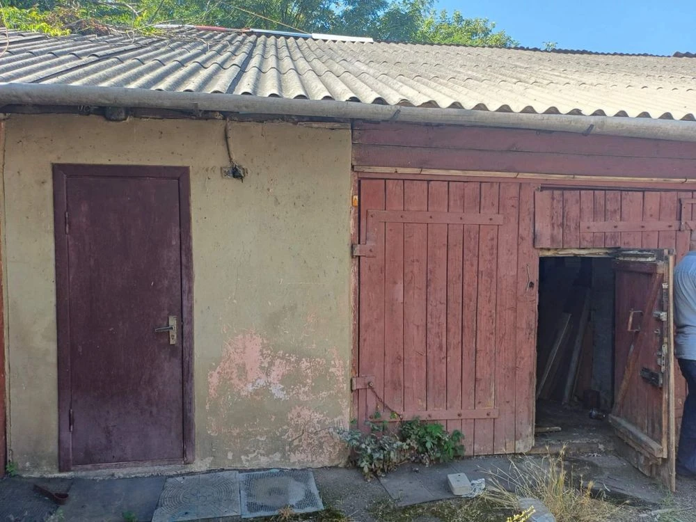 Garage Spaces 87.1 m² in Chernivtsi