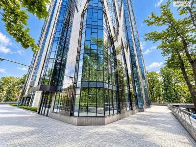 Long-Term Rental Apartment Solomyansky