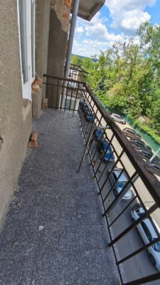 For sale: 3-room apartment 100 meters from the Nauchnaya metro station, 4th