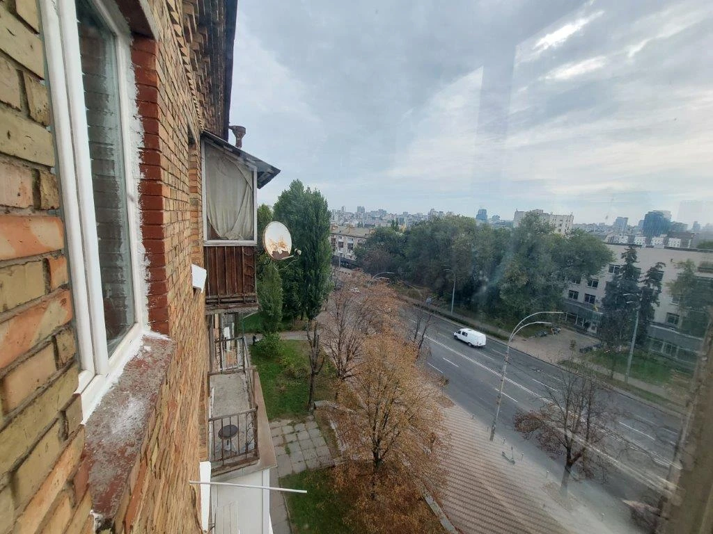 Apartment for rent on Air Force Avenue, Air Force Street.