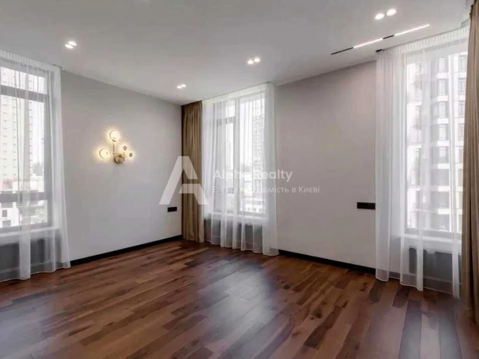 Apartment. Vasyl Tutennyk St, Kyiv
