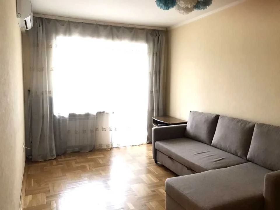 Apartment. Plastova st., Kyiv