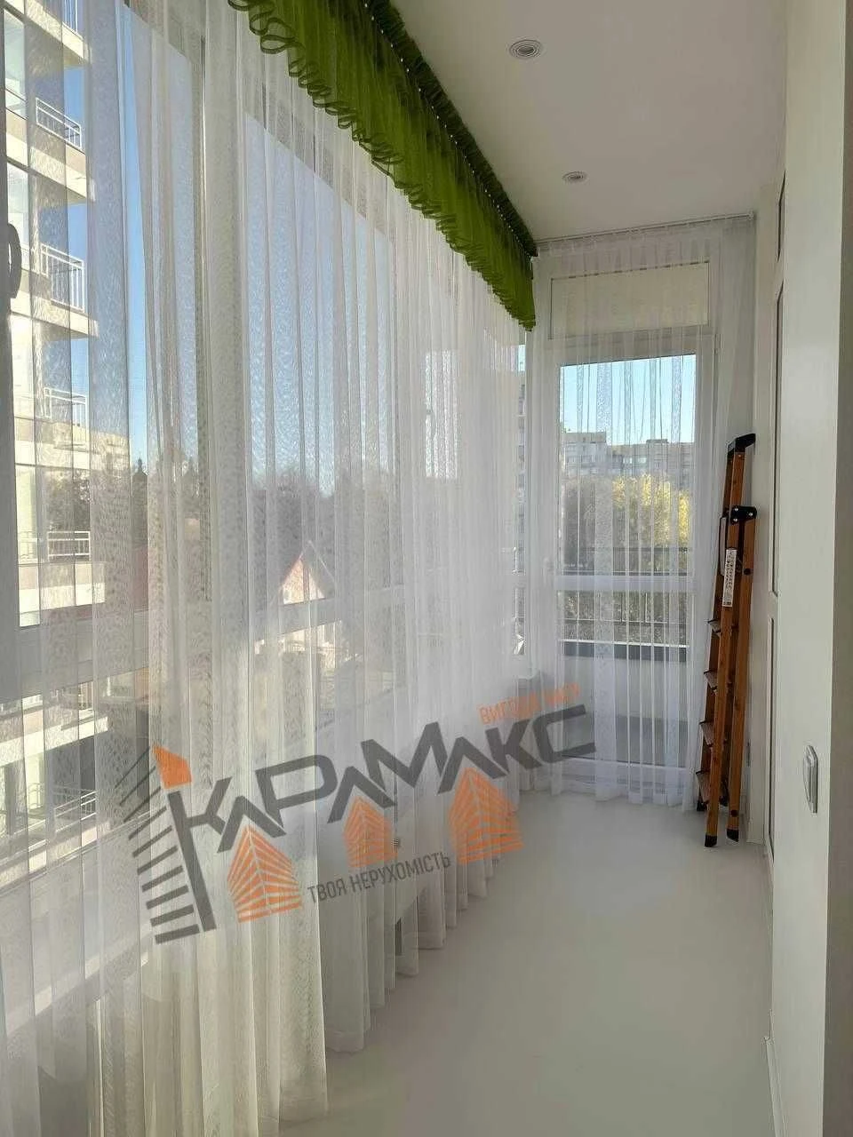 Sale of a 1-bedroom apartment with designer renovation near the park