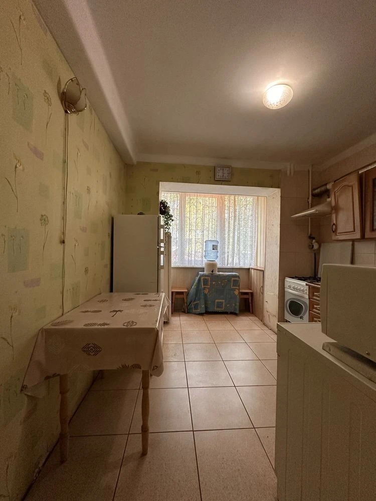 Продаж 2кв 57м Парково-Сирецька 4-А 1 поверх Газ Метро 10хв