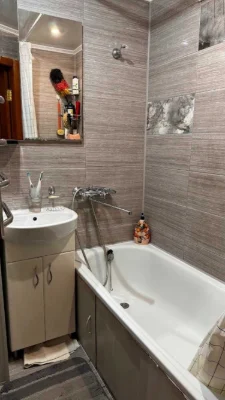 Продажа 2-комнатной квартиры, ул. Зодчих, 36, Святошинский район