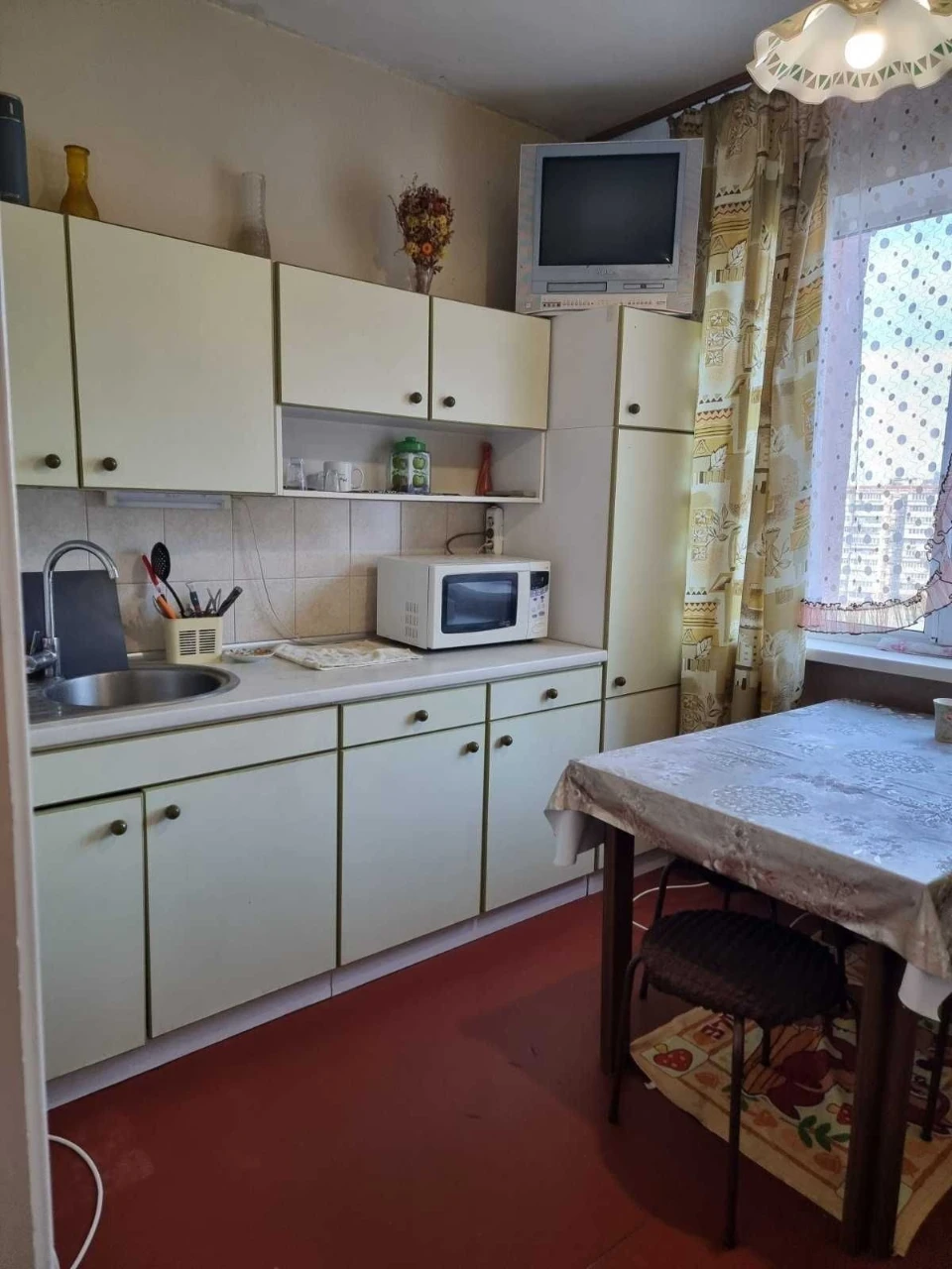 Apartment for sale: 3-bedroom apartment in Troyechyna. Red Cherry 1A