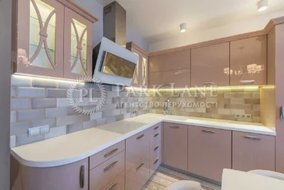 Ideal 3-bedroom family apartment with renovation