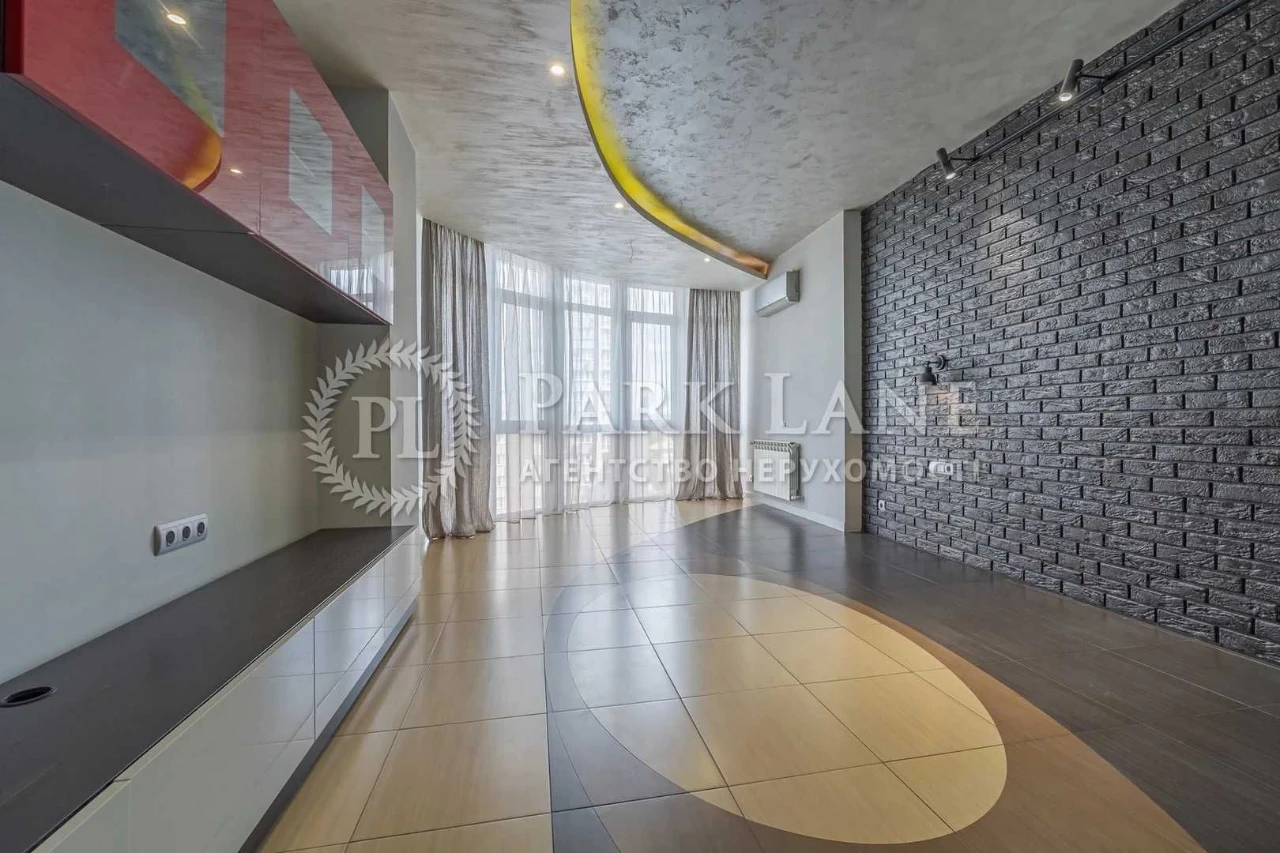 Ideal 3-bedroom family apartment with renovation