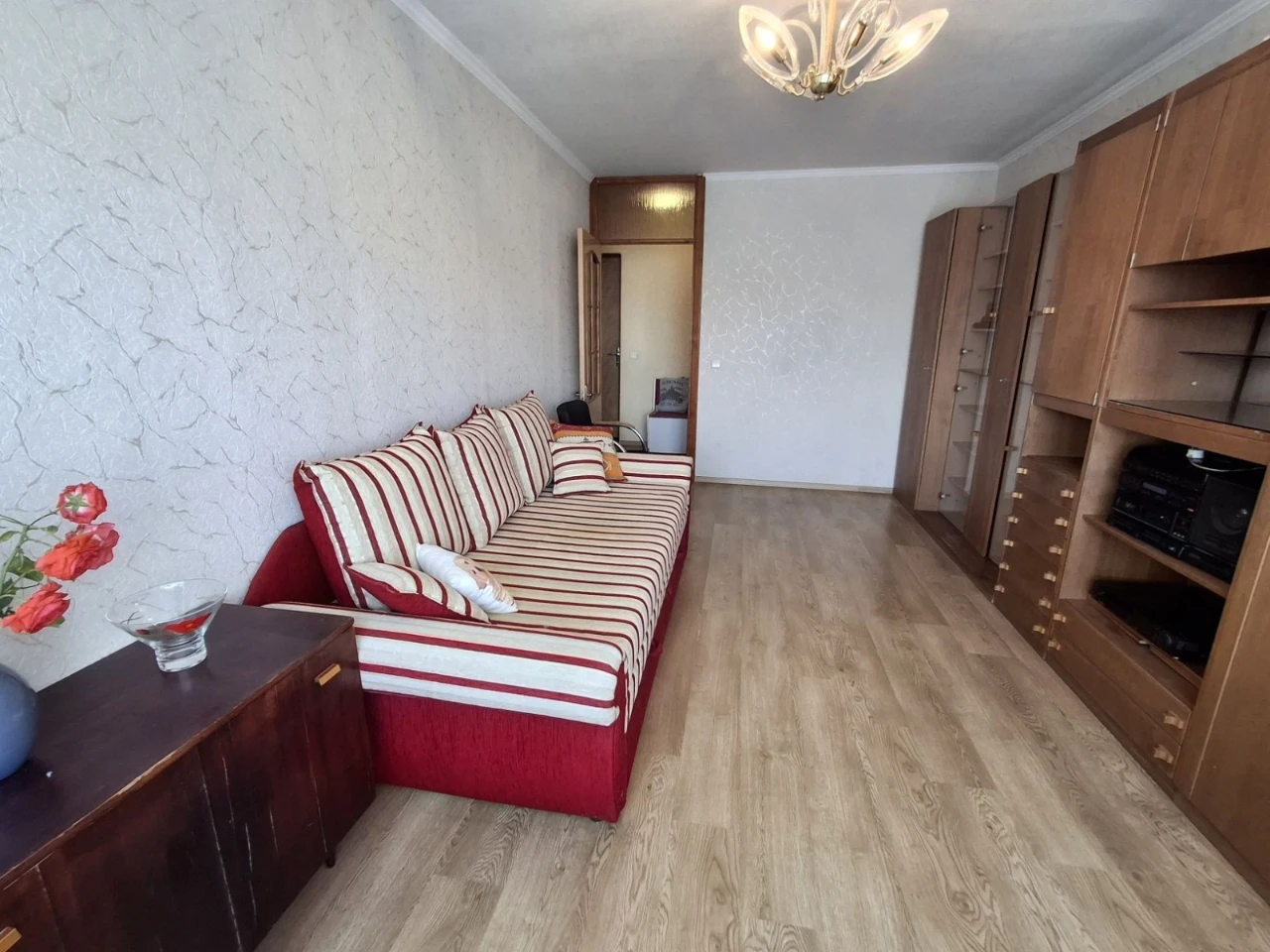 Cozy 1-bedroom apartment, Теремки 2, MIpodrom, WITHOUT Commission!