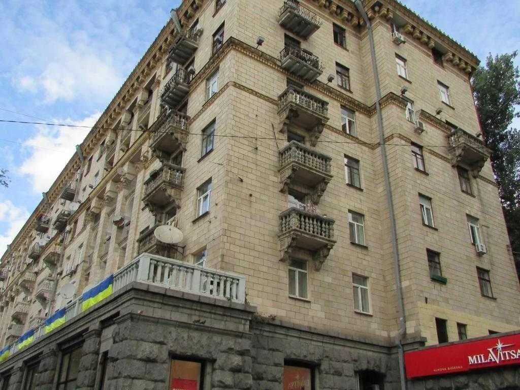Продажа квартиры Хрещатик 21 напротив ЦУМа сталинка Центр