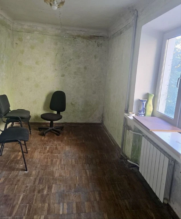 For Sale: 2-room apartment, 2/5, 46.5 sq.m, Novopolieva 101-A, Vydradni