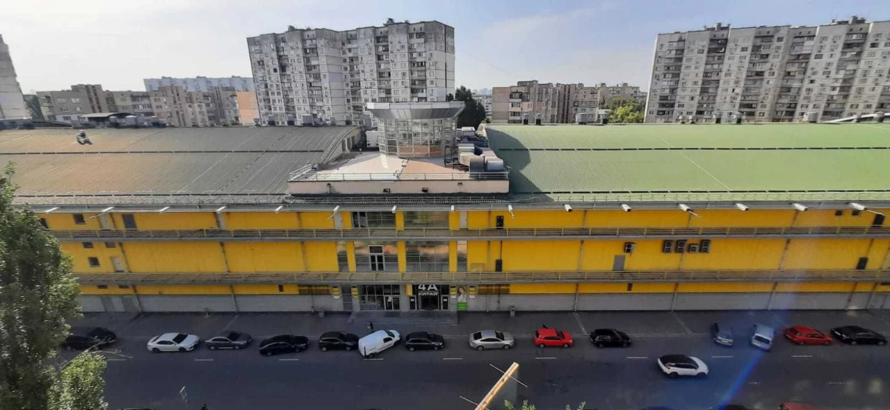 Two-room apartment on Oboninsky Prospect.