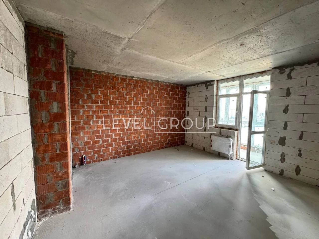 Two-bedroom apartment for sale in the Lebedyn residential complex, near Kharkiv Metro Station
