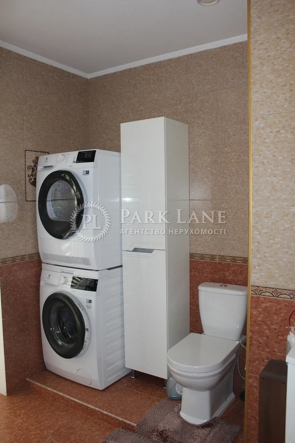 Rent House on Sadova Street (Osokorky) in Kyiv / R-61187