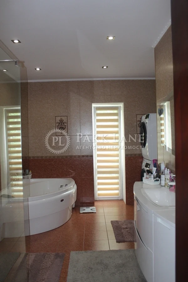 Rent House on Sadova Street (Osokorky) in Kyiv / R-61187