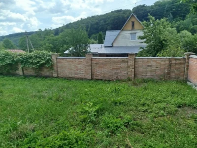 Цегляний будинок біля Львова 2 км від Сихова