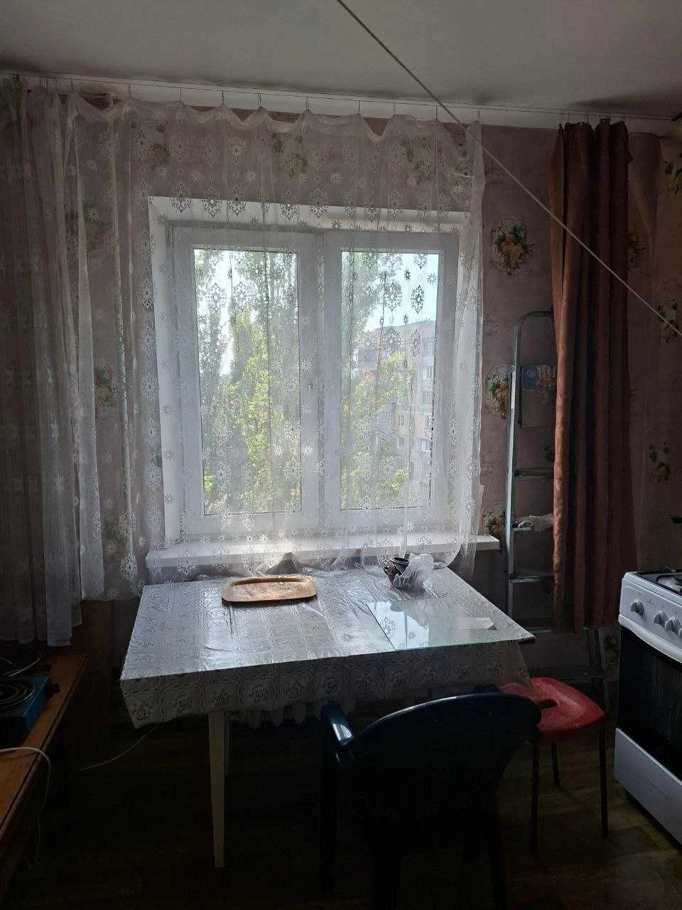 Продам 1 ком. квартиру ул. Ак. Заболотного/ Крымская