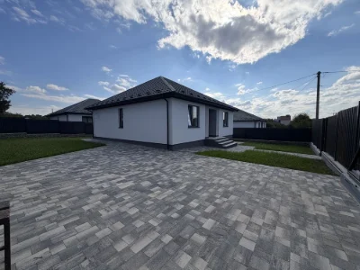 House for sale with renovation, no commission