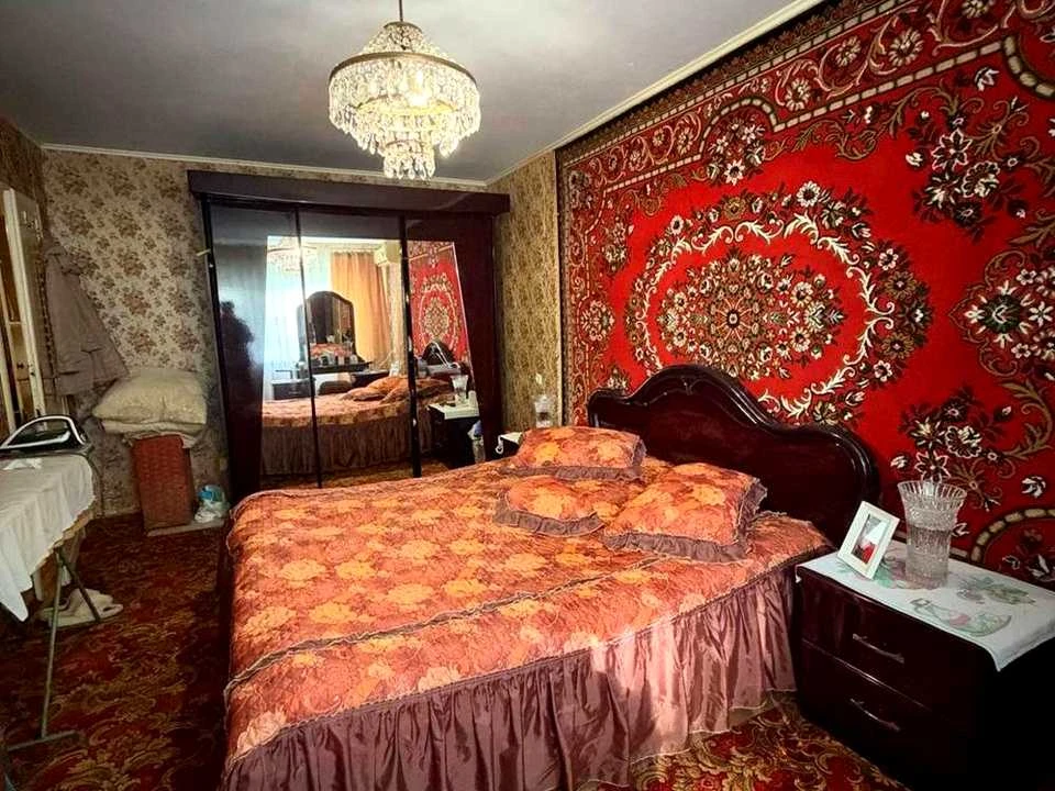 Apartment. Ivano-Frankivsk, Oleksandra Dovzhenka street