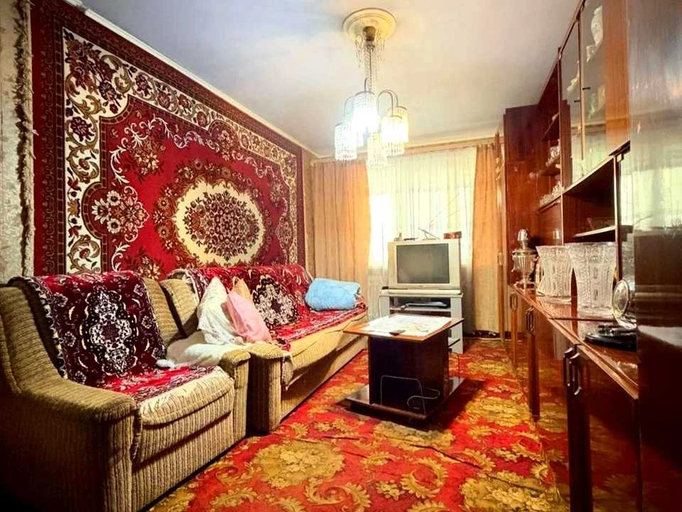 Apartment. Ivano-Frankivsk, Oleksandra Dovzhenka street