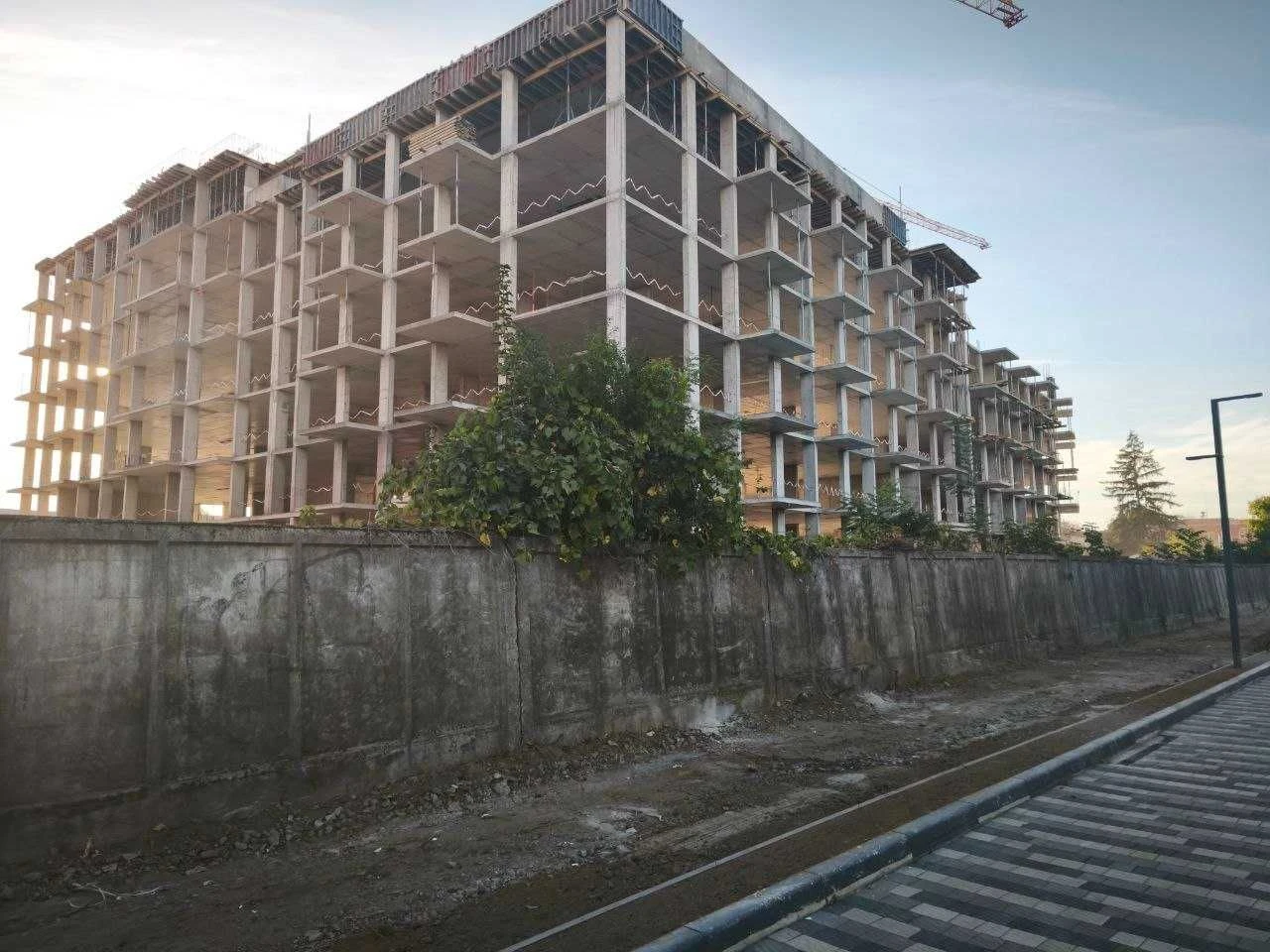 1-bedroom apartment for sale from developer representative