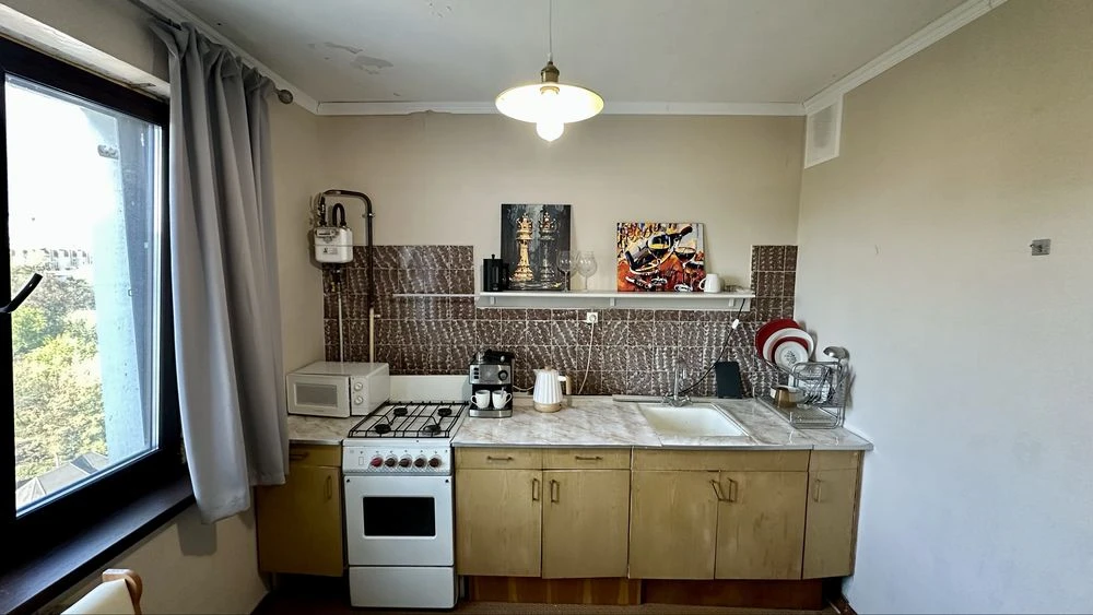 1-bedroom apartment, Customs, Volodymyr the Great Street 33