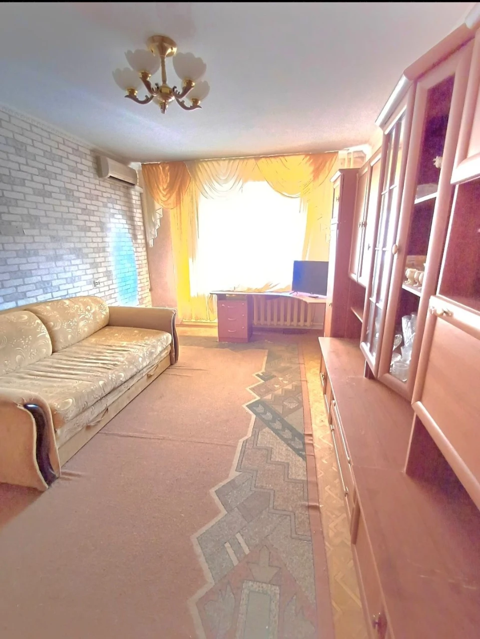 For Sale: 2-room apartment on Sadovaya Street, Center