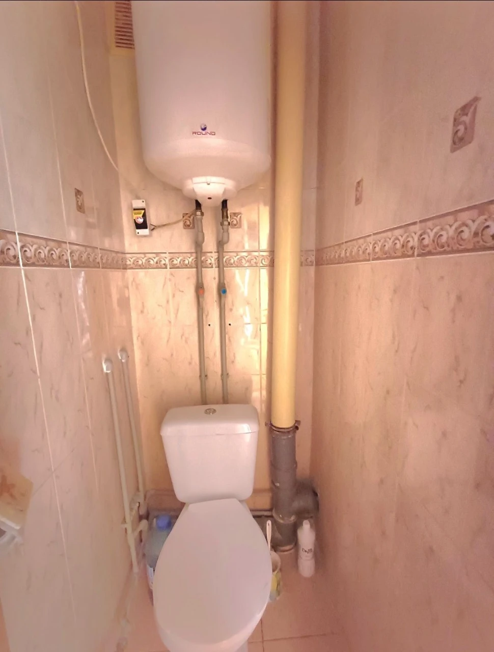 For Sale: 2-room apartment on Sadovaya Street, Center