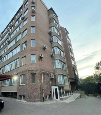 2-bedroom apartment in the CENTER + PARKING | 105 m²| All included