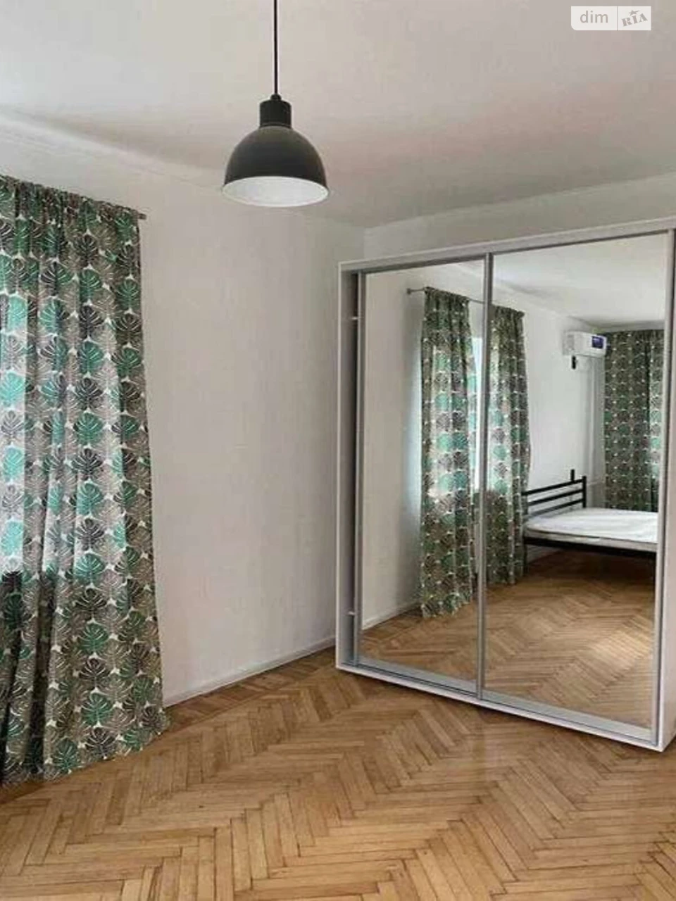 Long-Term Rental Apartment Syrets'