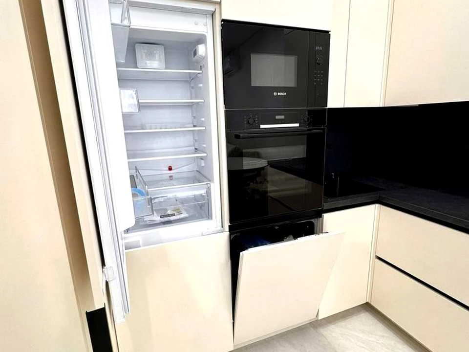 Apartment. Lviv, Pod Holoskom, вул.