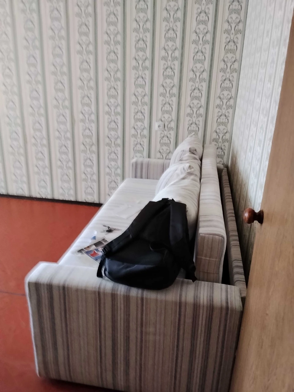 For sale, a fully functional one-bedroom apartment. Ready for living.