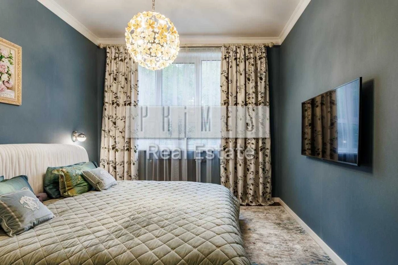 Apartment for Sale - Podol Grad Complex