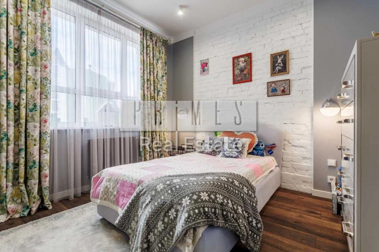 Apartment for Sale - Podol Grad Complex